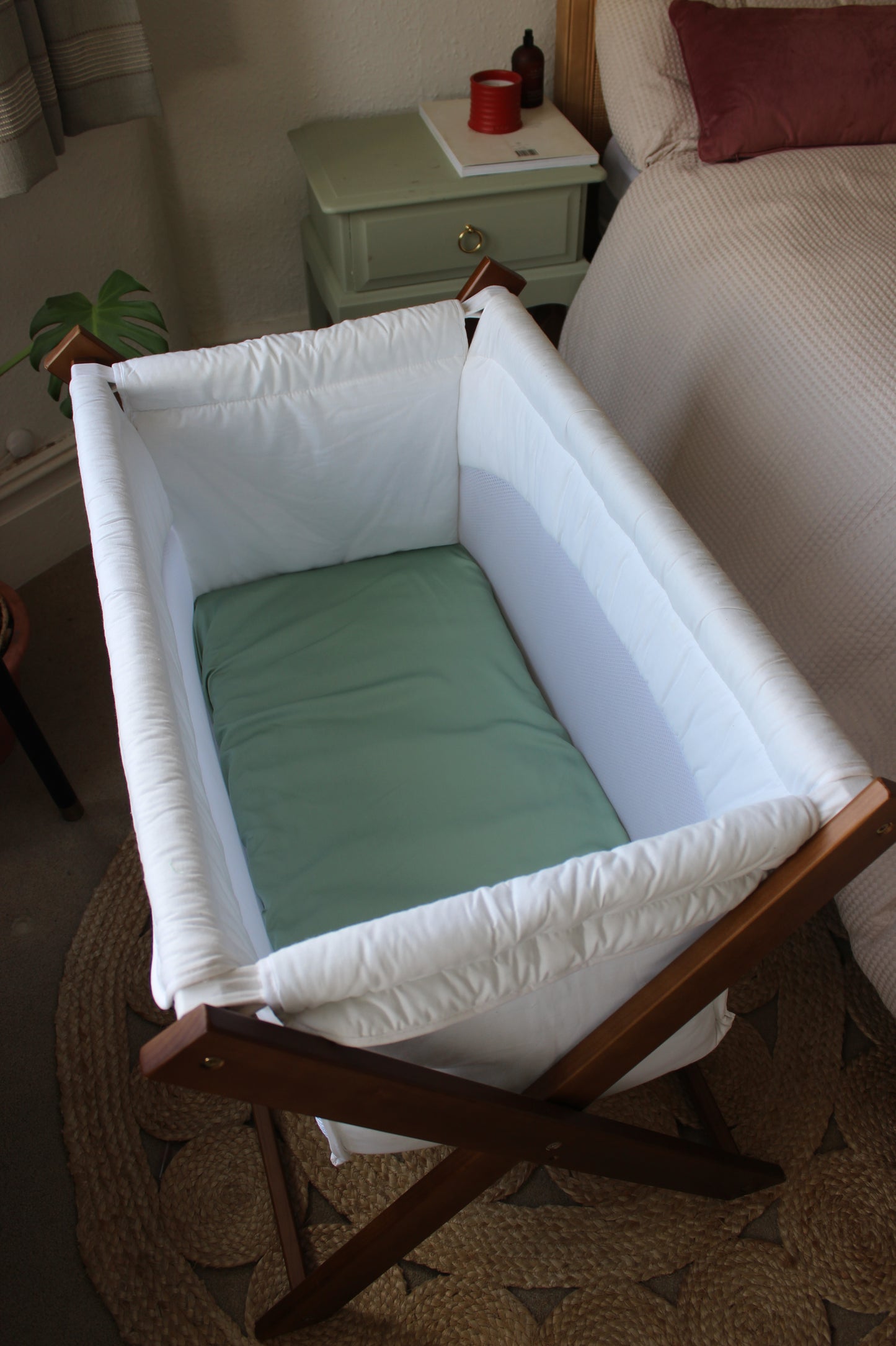 Apple Bon Bon Bassinet Sheet