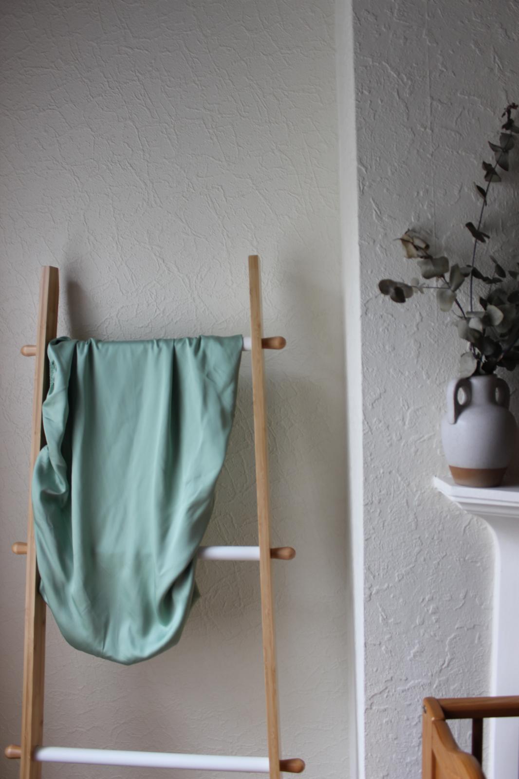 Apple Bon bon Bamboo Cotbed Sheet